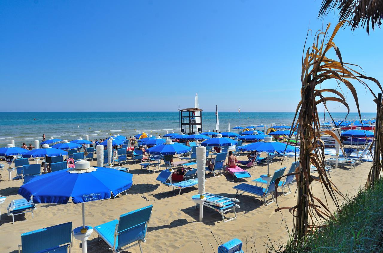 Blue Marine Village Rodi Garganico Bagian luar foto